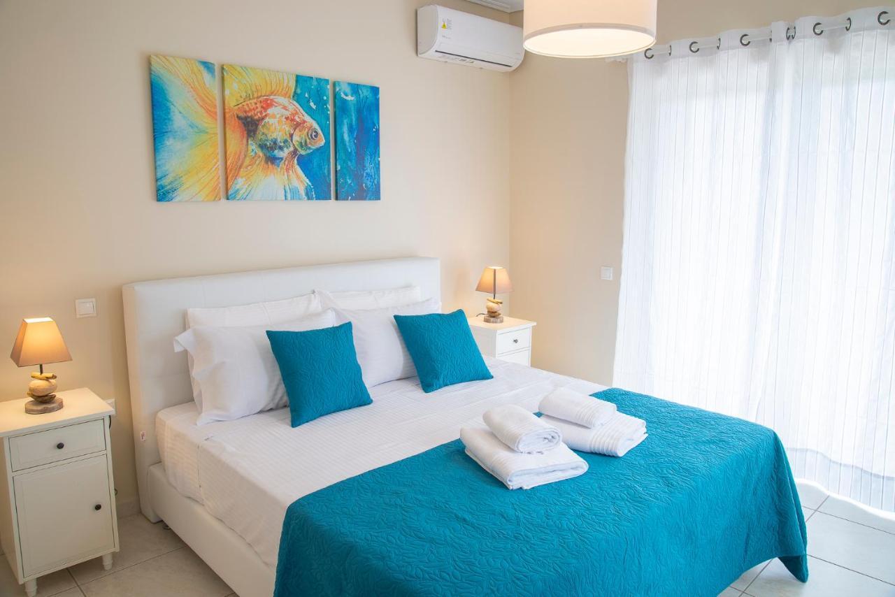 Helios: Charming Beach Home Next To Crystal Waters Nea Makri Bagian luar foto