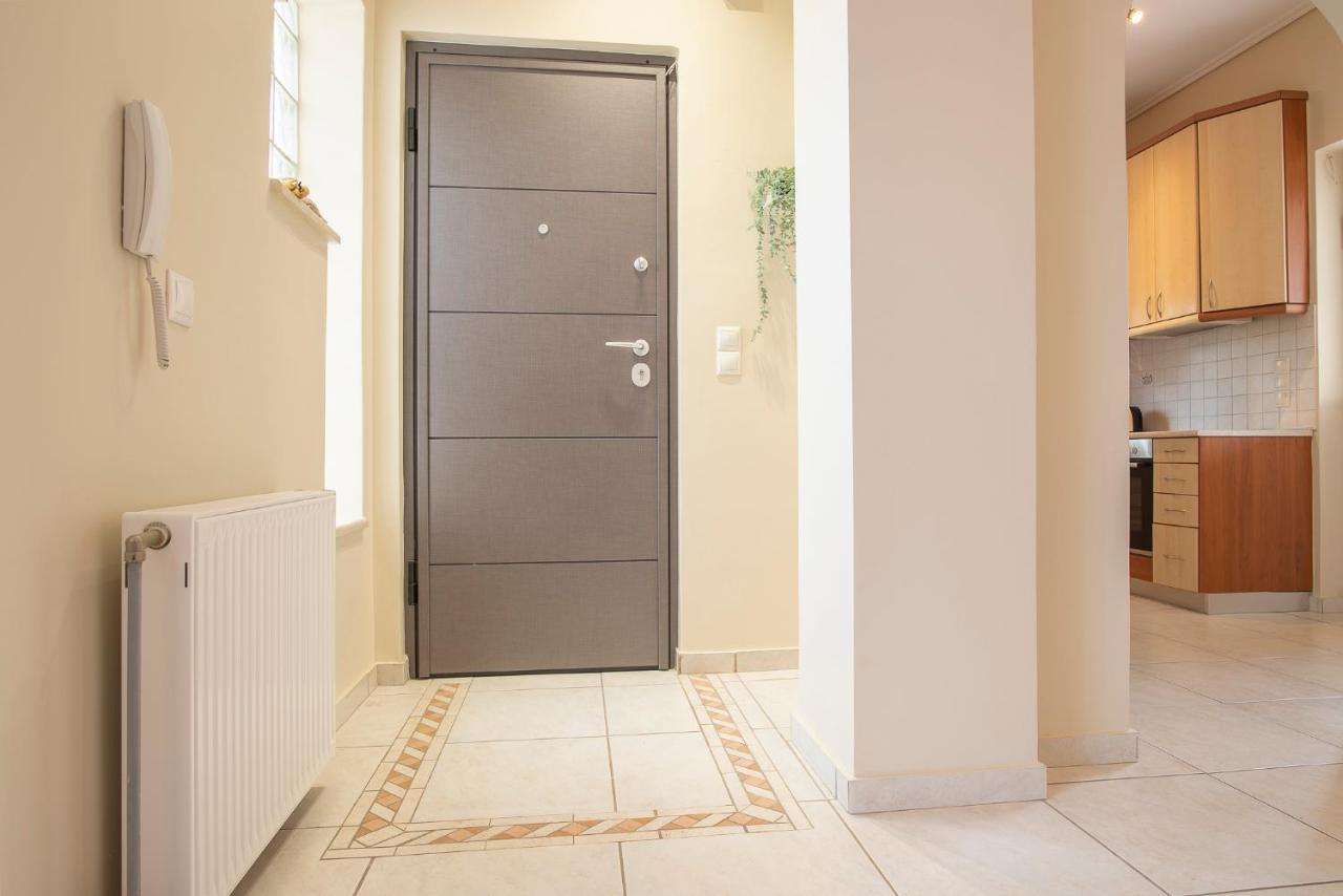 Helios: Charming Beach Home Next To Crystal Waters Nea Makri Bagian luar foto