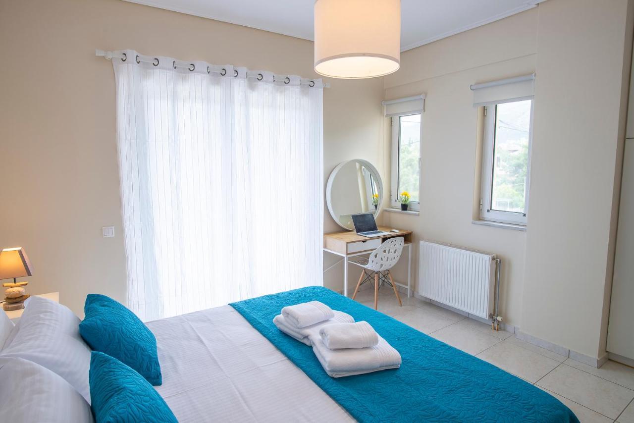 Helios: Charming Beach Home Next To Crystal Waters Nea Makri Bagian luar foto