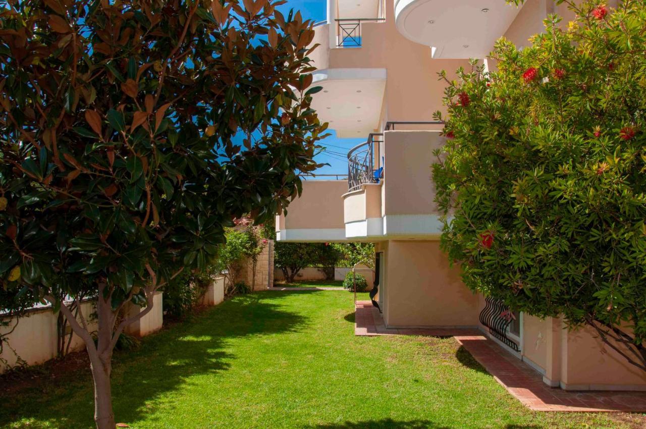 Helios: Charming Beach Home Next To Crystal Waters Nea Makri Bagian luar foto