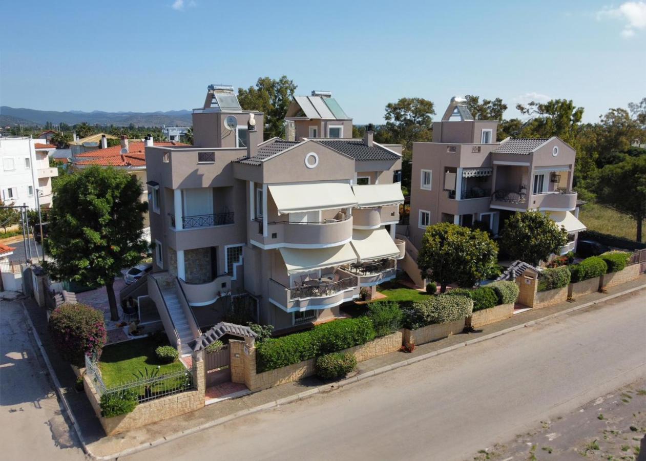 Helios: Charming Beach Home Next To Crystal Waters Nea Makri Bagian luar foto